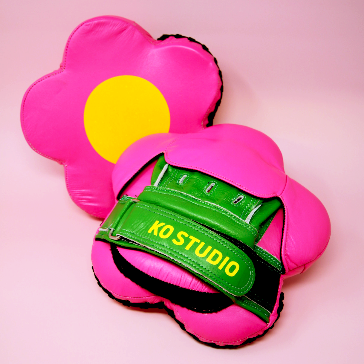 Flower Focus Mitts | KoStudio.co